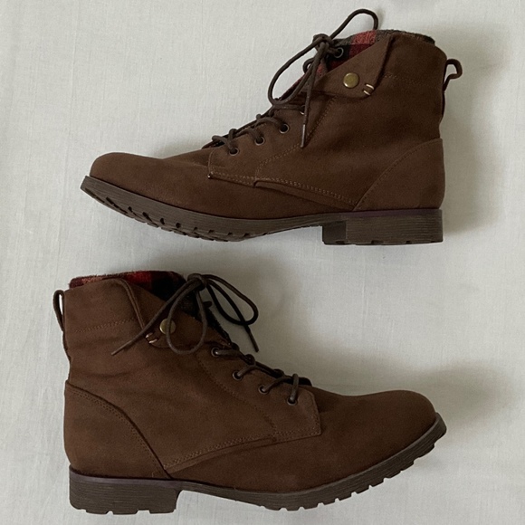 NWOB ROCK & CANDY Tavin Ankle Boots Brown Size 9.5 - Picture 2 of 12